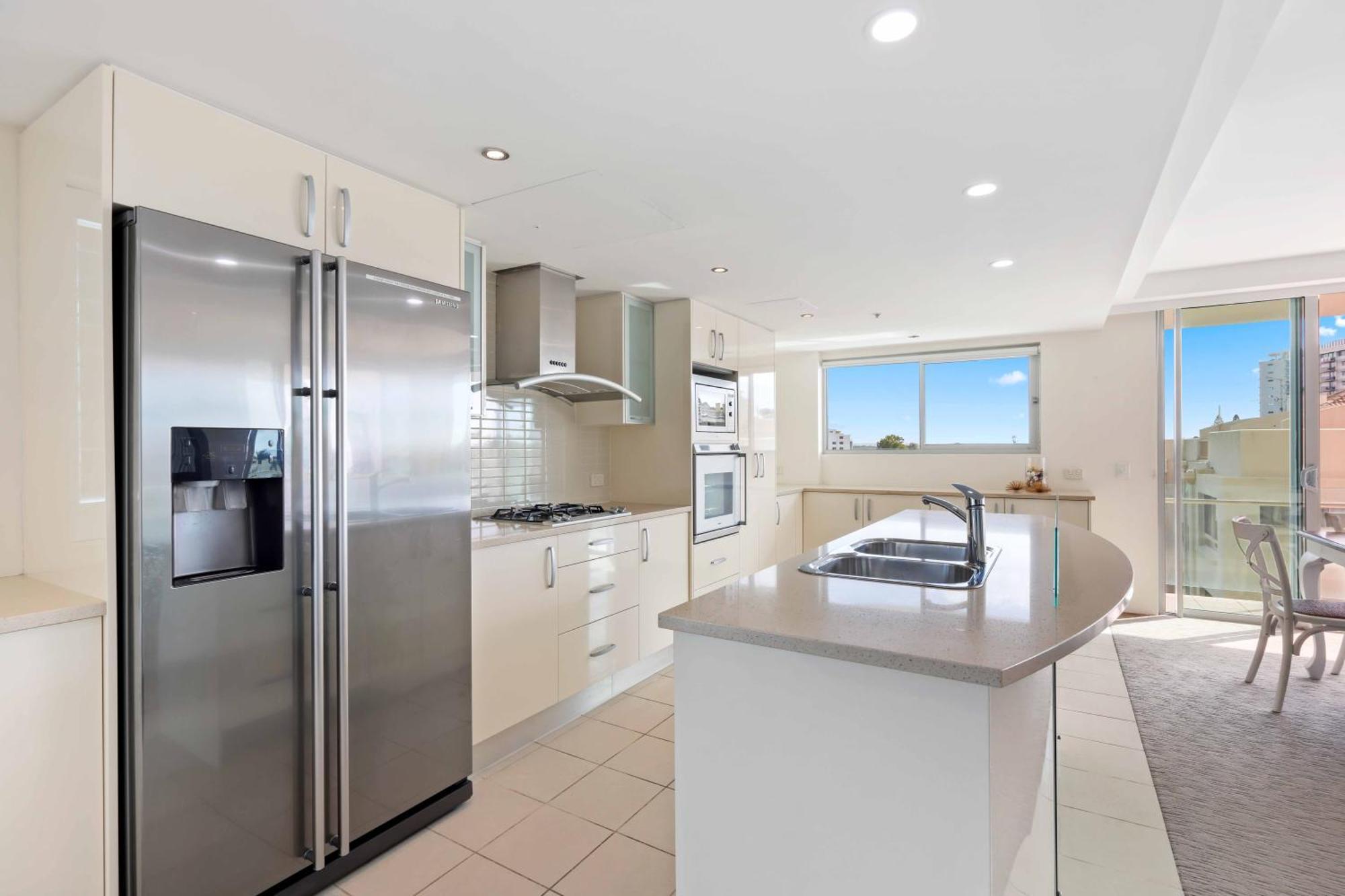 Aqua Vista Resort Maroochydore Bilik gambar